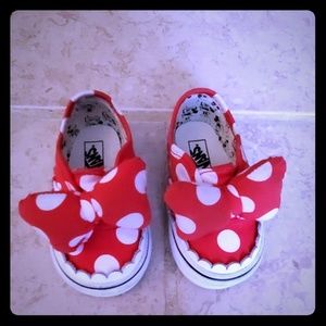 Minnie mouse Van's